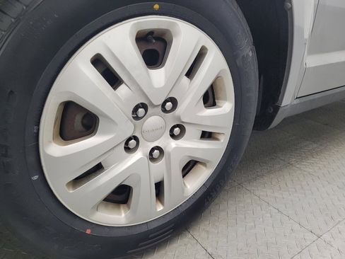 Used 2018 Dodge Journey SE w/ Connectivity Group image 31