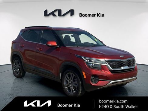 Certified 2021 Kia Seltos S image 3