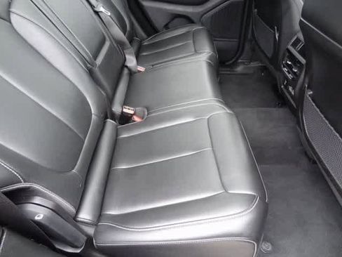 Used 2023 Jeep Grand Cherokee Limited image 11