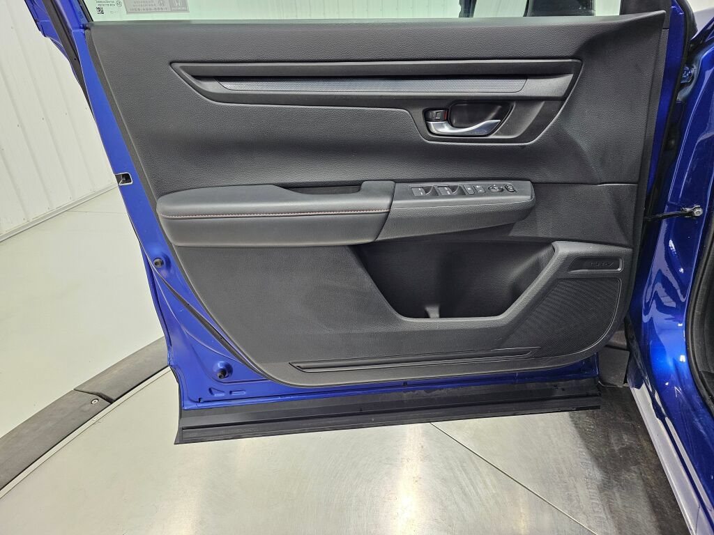 Certified 2023 Honda CR-V Sport image 27