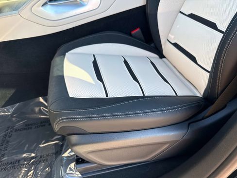 New 2026 Mercedes-Benz GLE 53 AMG 4MATIC Coupe image 22