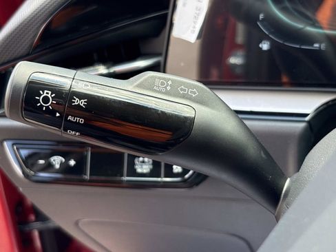 New 2026 Kia Niro EX FWD image 22