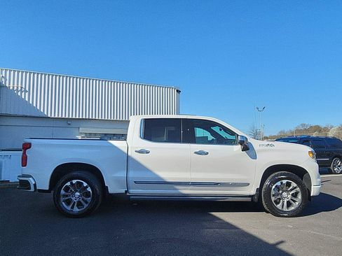 Used 2025 Chevrolet Silverado 1500 High Country w/ Technology Package image 6