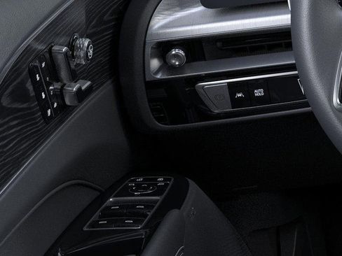 New 2025 Cadillac Lyriq Sport image 22