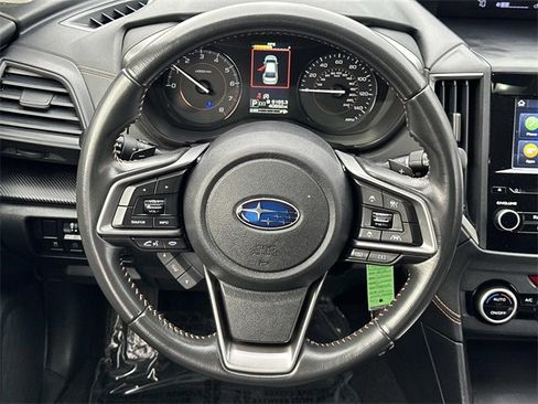 Used 2020 Subaru Crosstrek 2.0i Premium w/ Popular Package #3 image 4