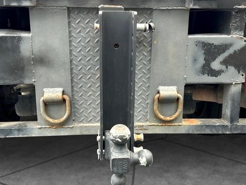 Used 2016 Ford F550 2WD Crew Cab Super Duty image 31