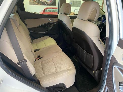 Used 2018 Hyundai Santa Fe Sport FWD image 18