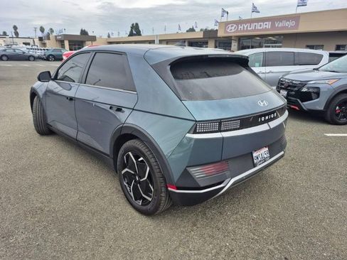 Used 2024 Hyundai Ioniq 5 SEL image 3