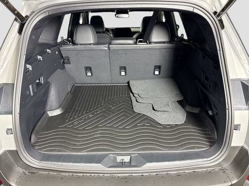 New 2026 Subaru Outback Limited image 28