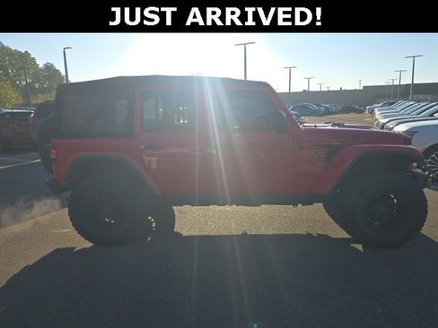 Used 2021 Jeep Wrangler Unlimited Rubicon image 3