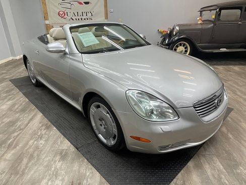 Used 2004 Lexus SC 430 Convertible RWD image 12