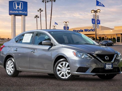 Used 2019 Nissan Sentra S FWD image 2