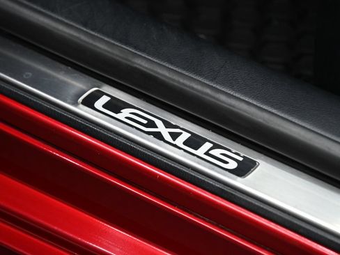 Used 2017 Lexus RC F RWD image 20