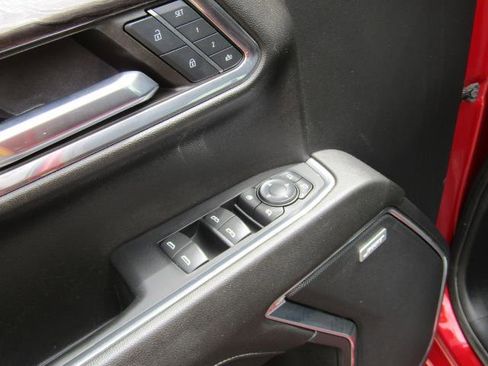 Used 2024 Chevrolet Silverado 1500 LTZ AWD/4WD image 17