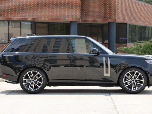 New 2026 Land Rover Range Rover SE AWD/4WD image 4