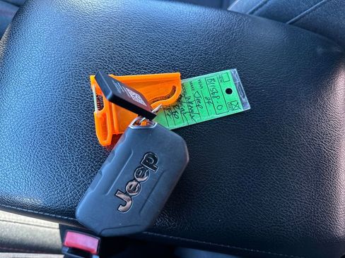 Used 2024 Jeep Wrangler Unlimited Rubicon w/ Convenience Group image 26