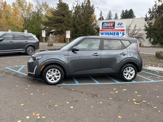 Used 2023 Kia Soul LX w/ Option Group 015 video 2