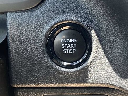 Used 2025 Toyota Tundra SR5 w/ SR5 Convenience Package AWD/4WD image 58