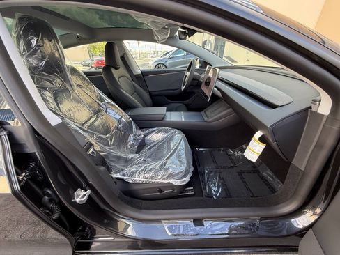 Used 2026 Tesla Model 3 RWD image 33