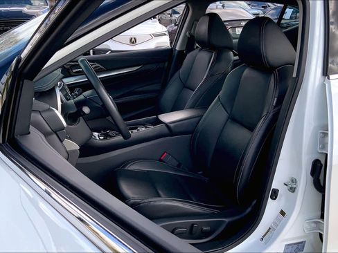 Used 2023 Nissan Maxima SL image 7