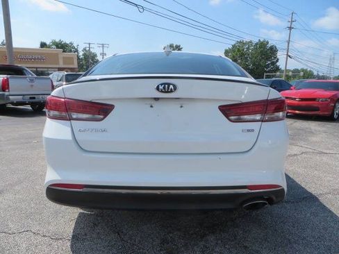 Used 2017 Kia Optima LX w/ Value Package FWD image 7