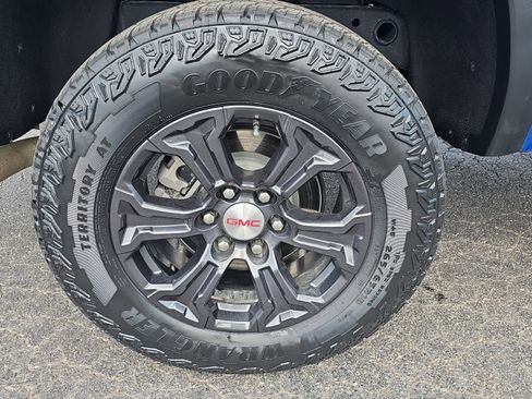 Used 2023 GMC Canyon Elevation w/ Convenience Package image 10