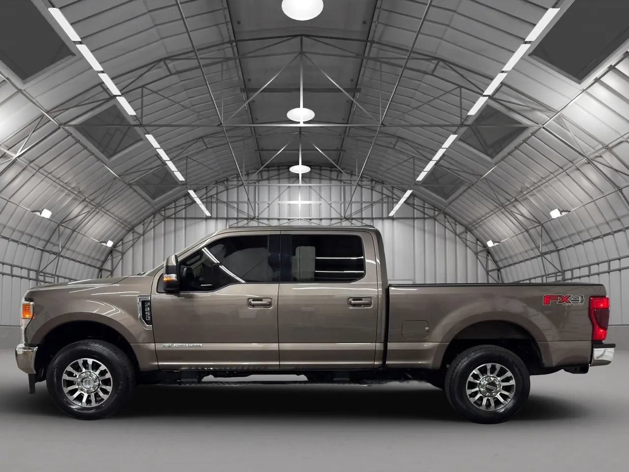 Used 2021 Ford F250 Lariat w/ Lariat Value Package AWD/4WD image 2
