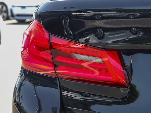 Used 2020 BMW 540i w/ M Sport Package RWD image 11