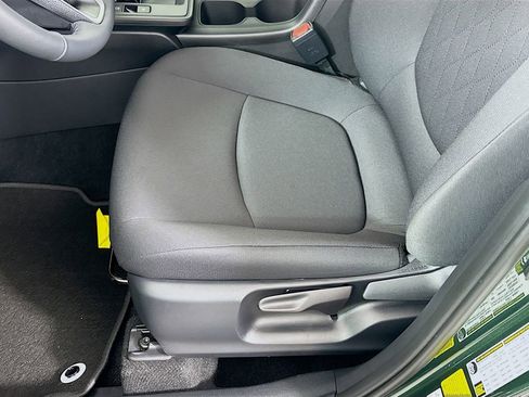 Used 2026 Toyota Corolla Cross LE image 20