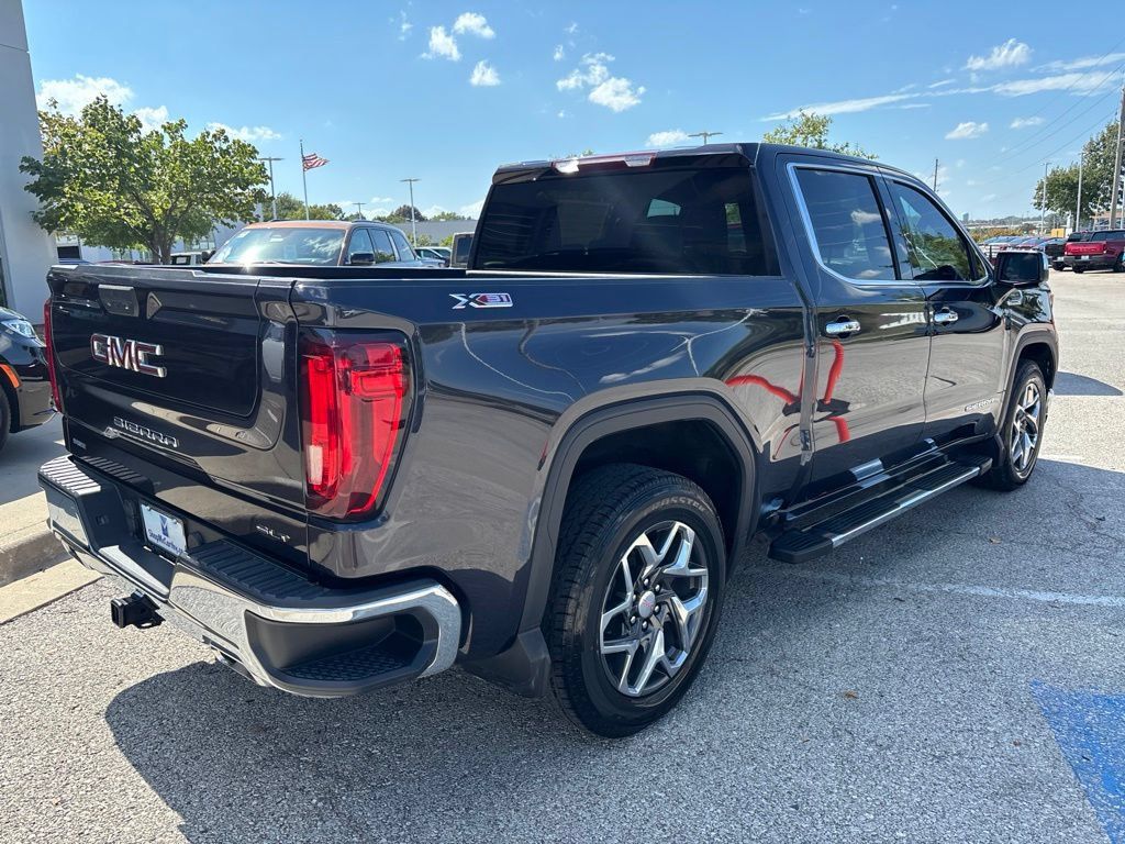 Used 2024 GMC Sierra 1500 SLT w/ X31 Off-Road Package AWD/4WD image 8