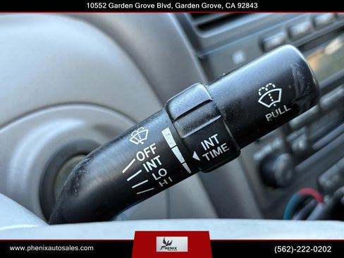 Used 2001 Toyota Avalon XL image 28