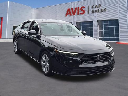 Used 2025 Honda Accord LX image 3