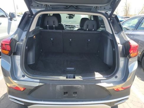 Certified 2022 Buick Encore GX Select AWD/4WD image 4