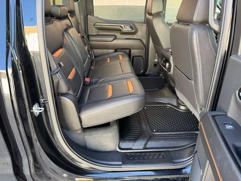 Used 2023 GMC Sierra 1500 AT4 w/ AT4 Premium Package AWD/4WD image 24