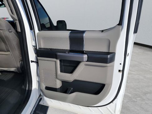 Used 2020 Ford F150 XLT w/ Equipment Group 301A Mid RWD image 26