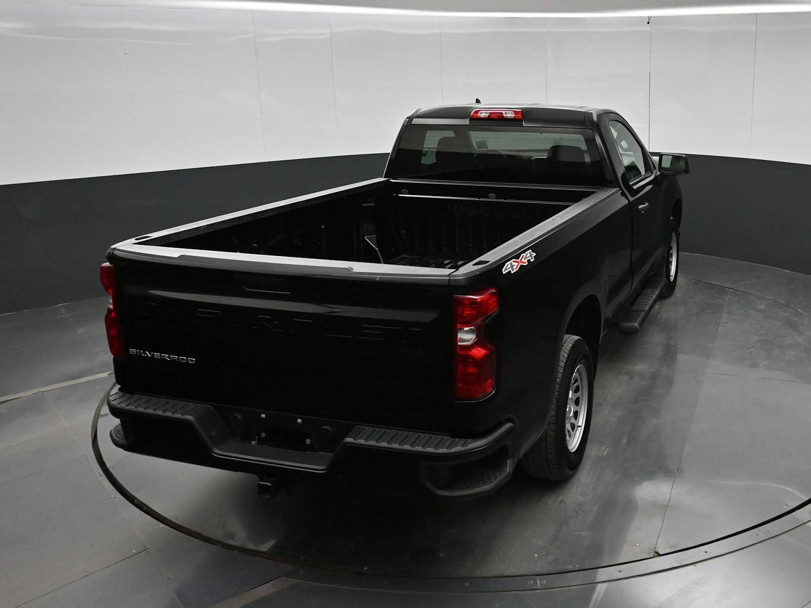 Used 2021 Chevrolet Silverado 1500 W/T w/ WT Value Package AWD/4WD image 28