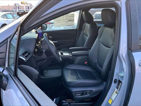 New 2026 Toyota Sienna XLE Woodland Edition image 9