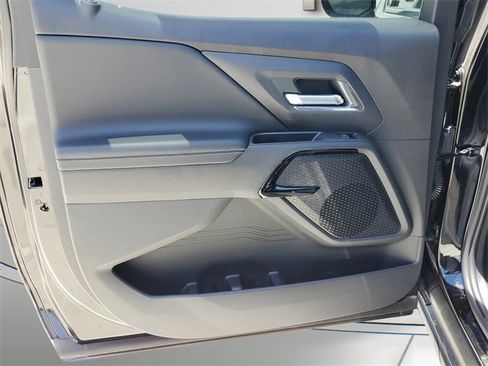 New 2025 Chevrolet Silverado EV LT image 12