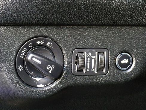 Used 2018 Dodge Challenger SRT w/ Technology Group RWD image 29