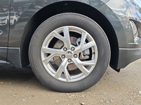 Used 2019 Chevrolet Equinox LT image 9