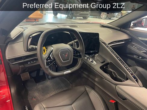 Used 2025 Chevrolet Corvette Z06 RWD image 13