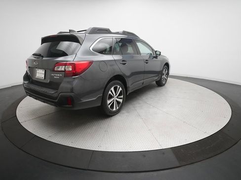 Used 2019 Subaru Outback 3.6R Limited image 37