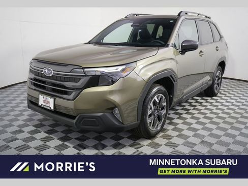 Used 2026 Subaru Forester Premium AWD/4WD image 1
