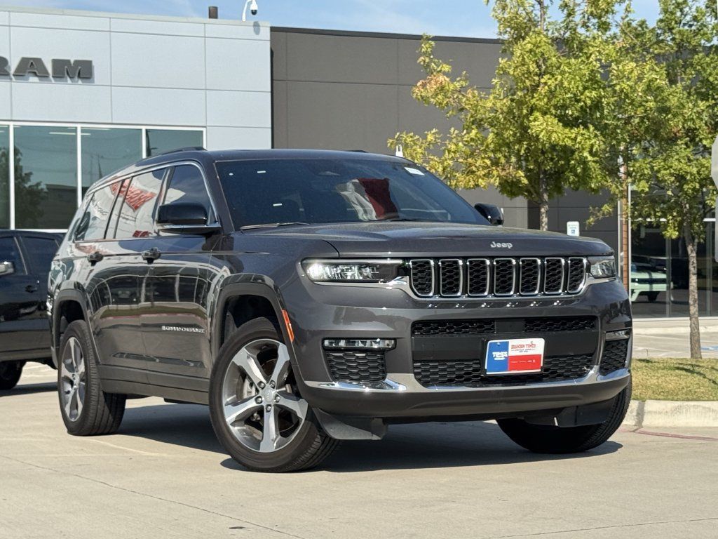Used 2025 Jeep Grand Cherokee L Limited RWD image 2