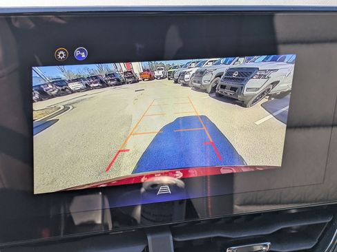 Used 2025 Chevrolet Equinox RS w/ Convenience Package III image 21