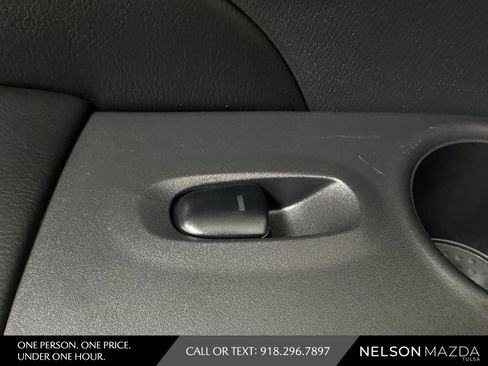 Used 2018 Nissan Pathfinder S FWD image 35