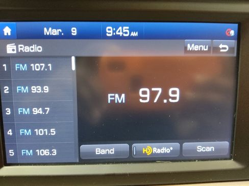 Used 2020 Hyundai Santa Fe SEL w/ Convenience Package image 25