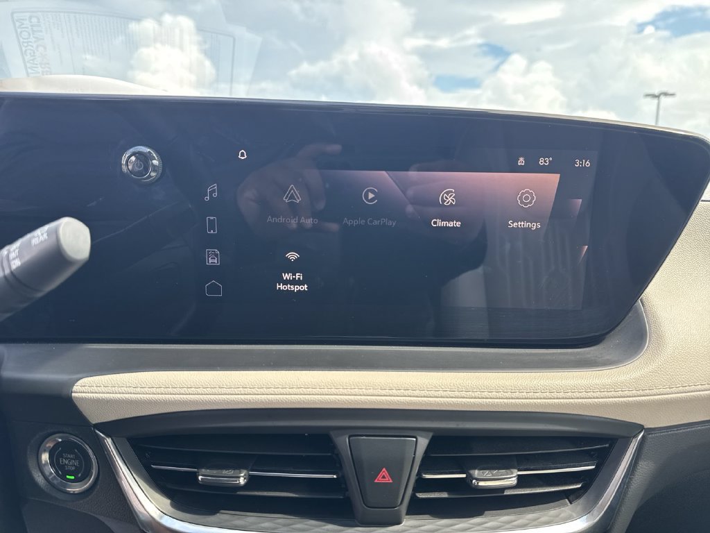 Used 2024 Buick Encore GX Avenir AWD/4WD image 27