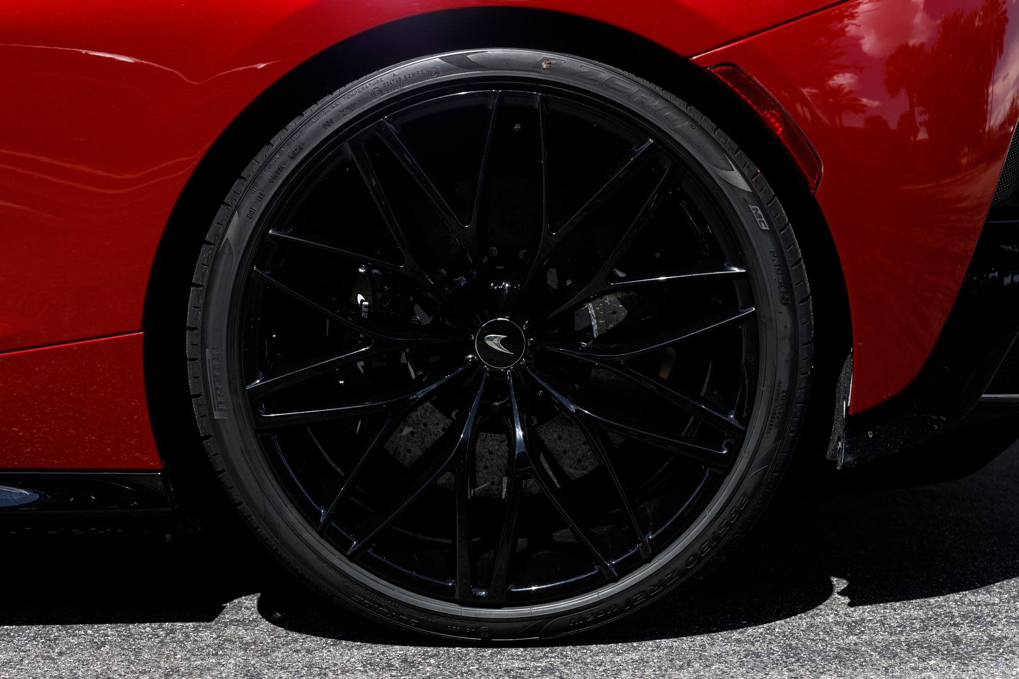 Used 2023 McLaren GT RWD image 15