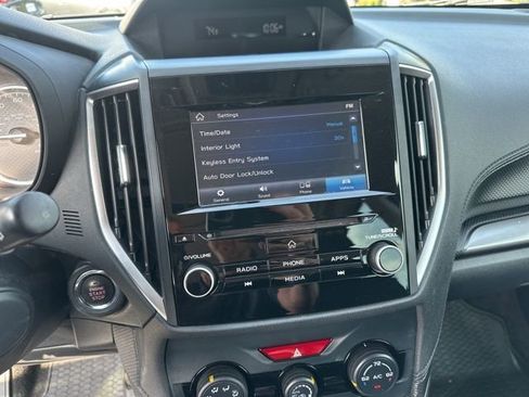 Used 2021 Subaru Forester Premium image 23